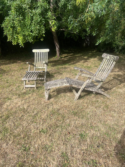 PAIR OF SUN LOUNGERS