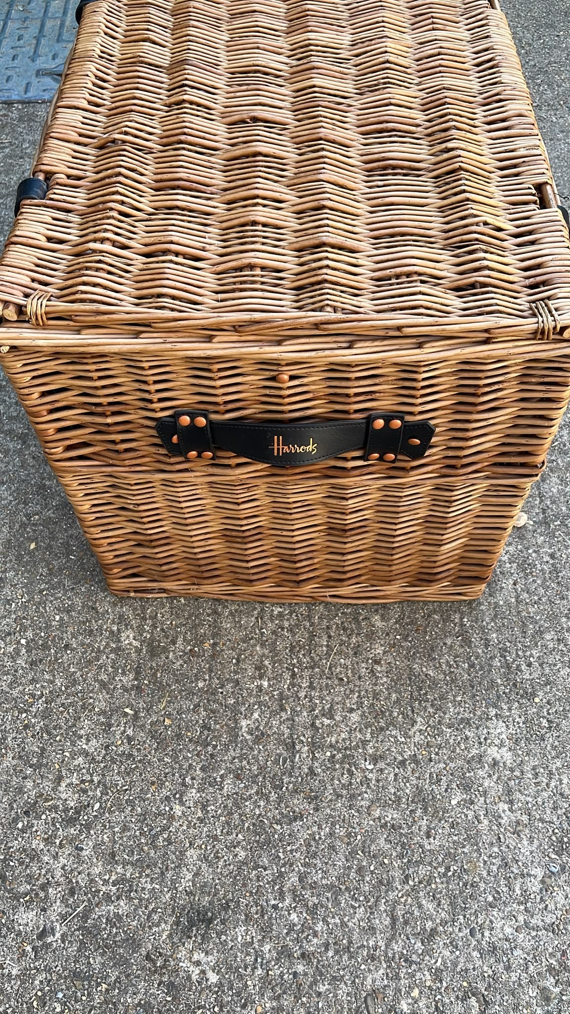 HARRODS HAMPER