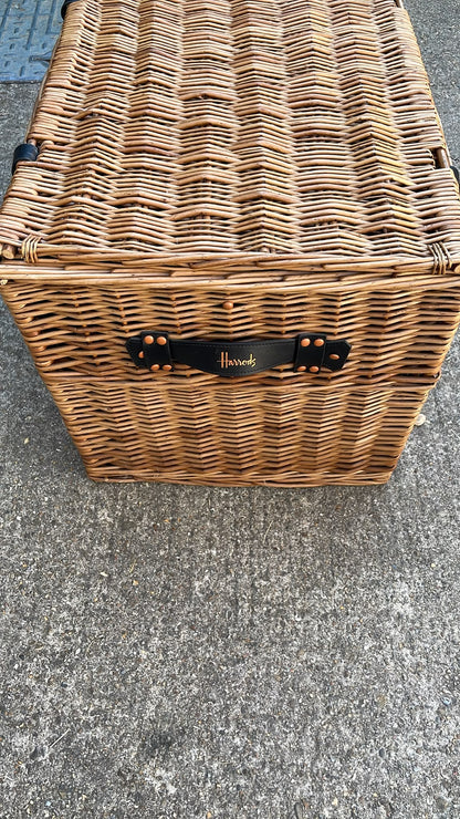 HARRODS HAMPER