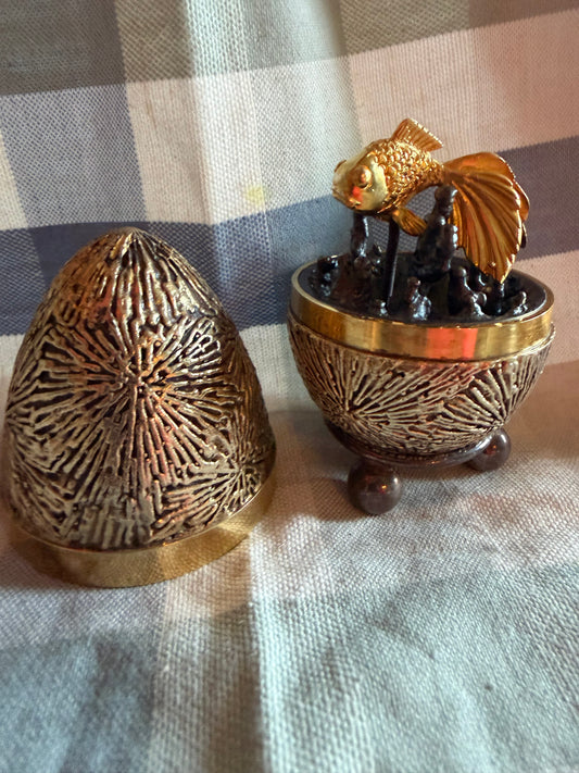 SURPRISE EGG