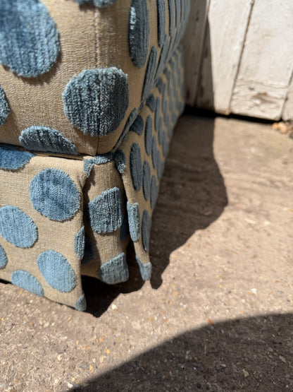 POUFFE