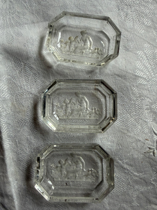 GLASS DISHES