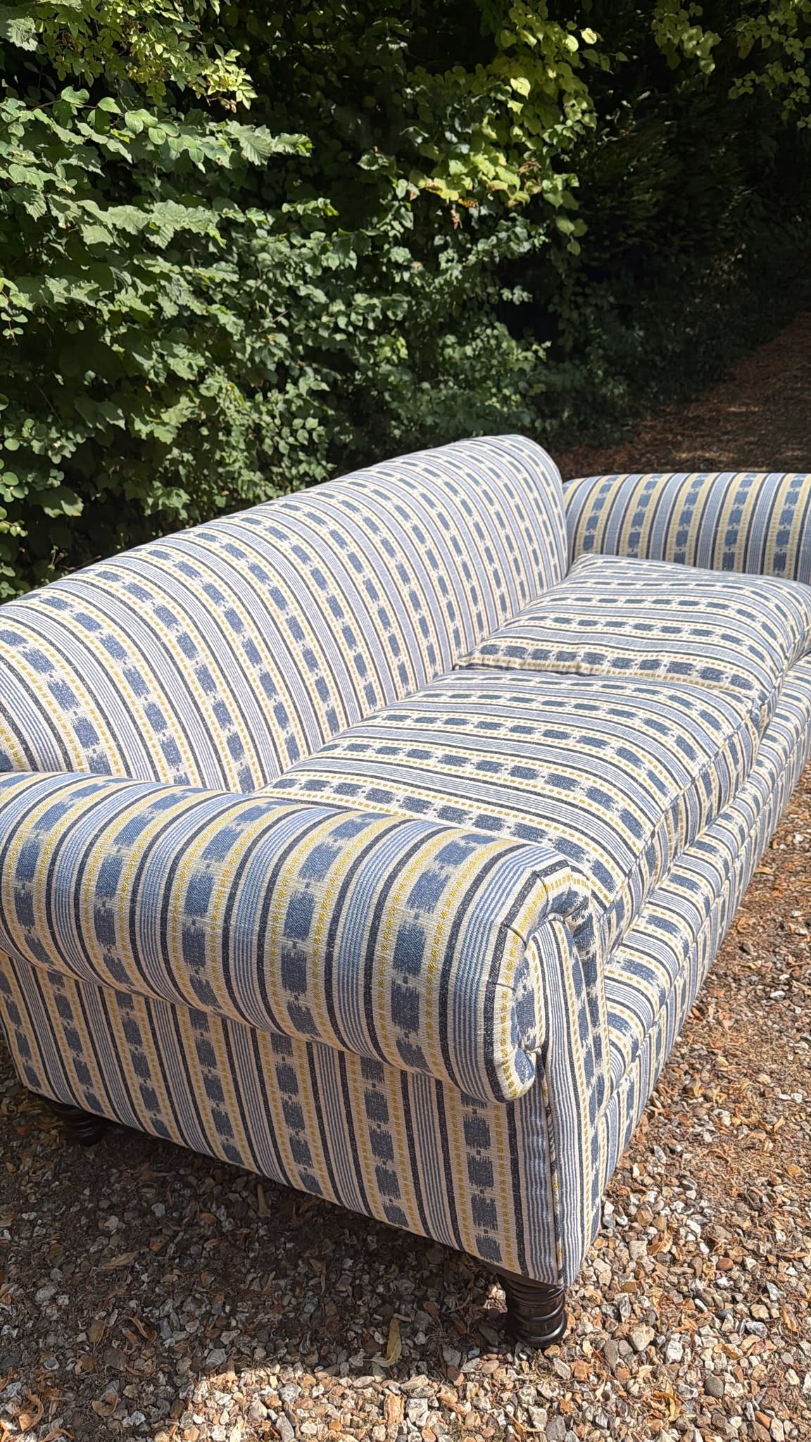 GEORGE SMITH SOFA
