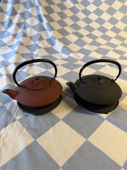 TEA POTS