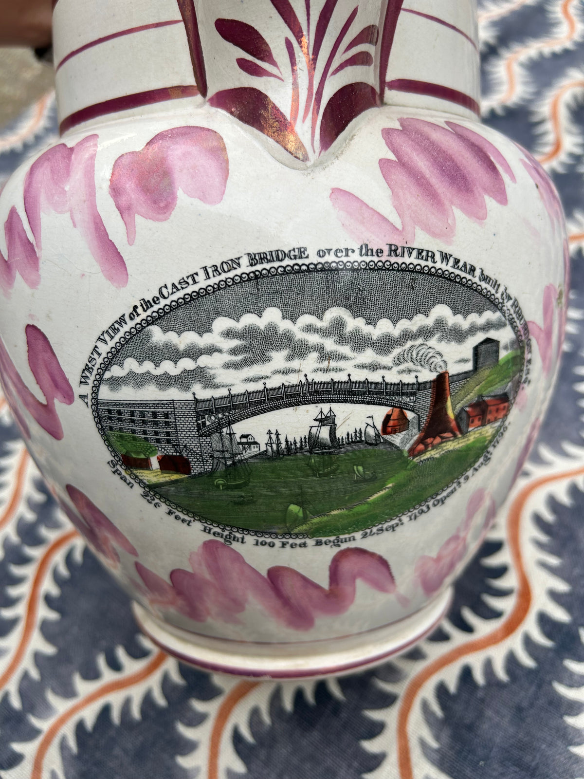 LARGE SUNDERLAND JUG