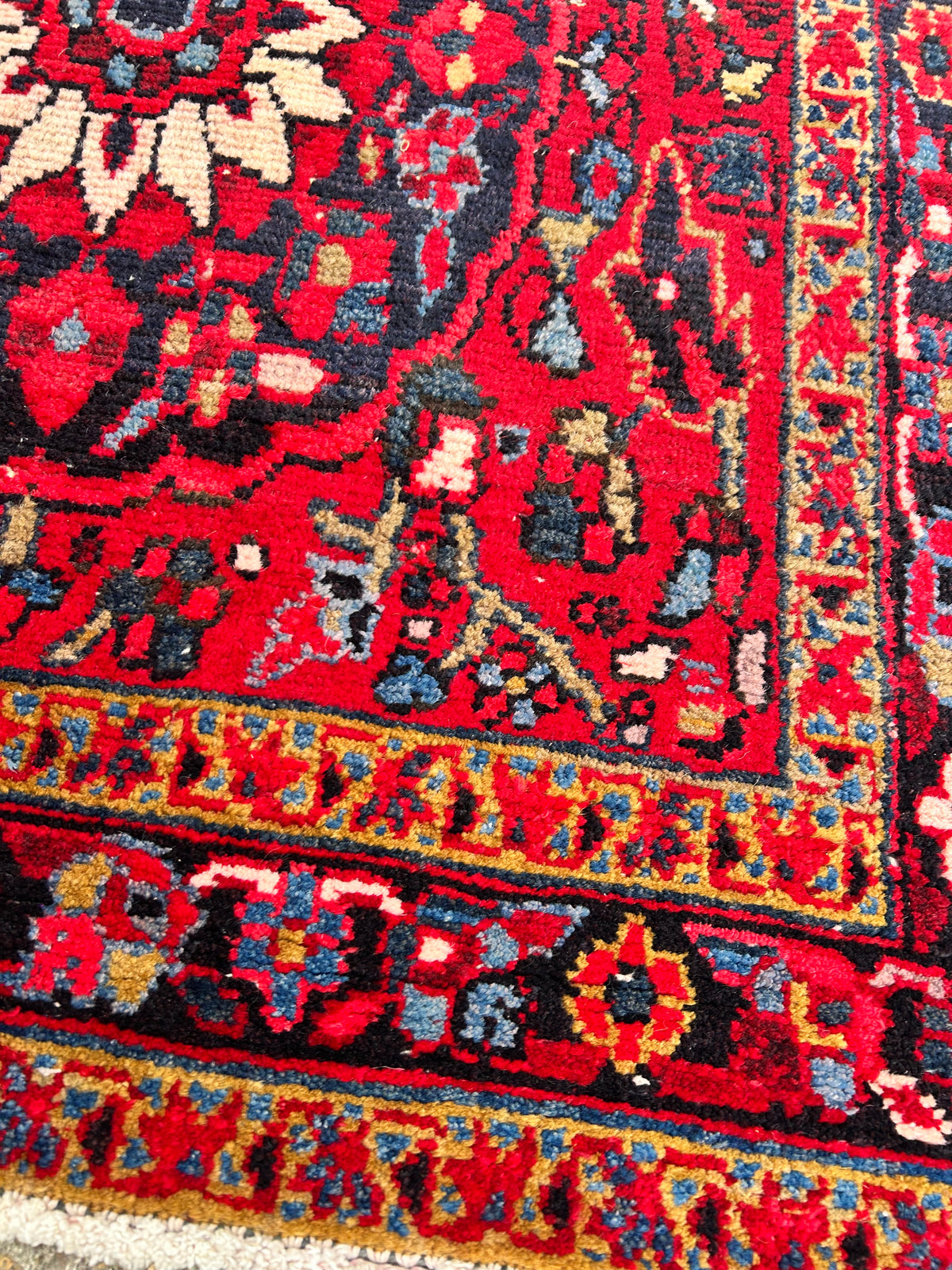 CARPET RUNNER