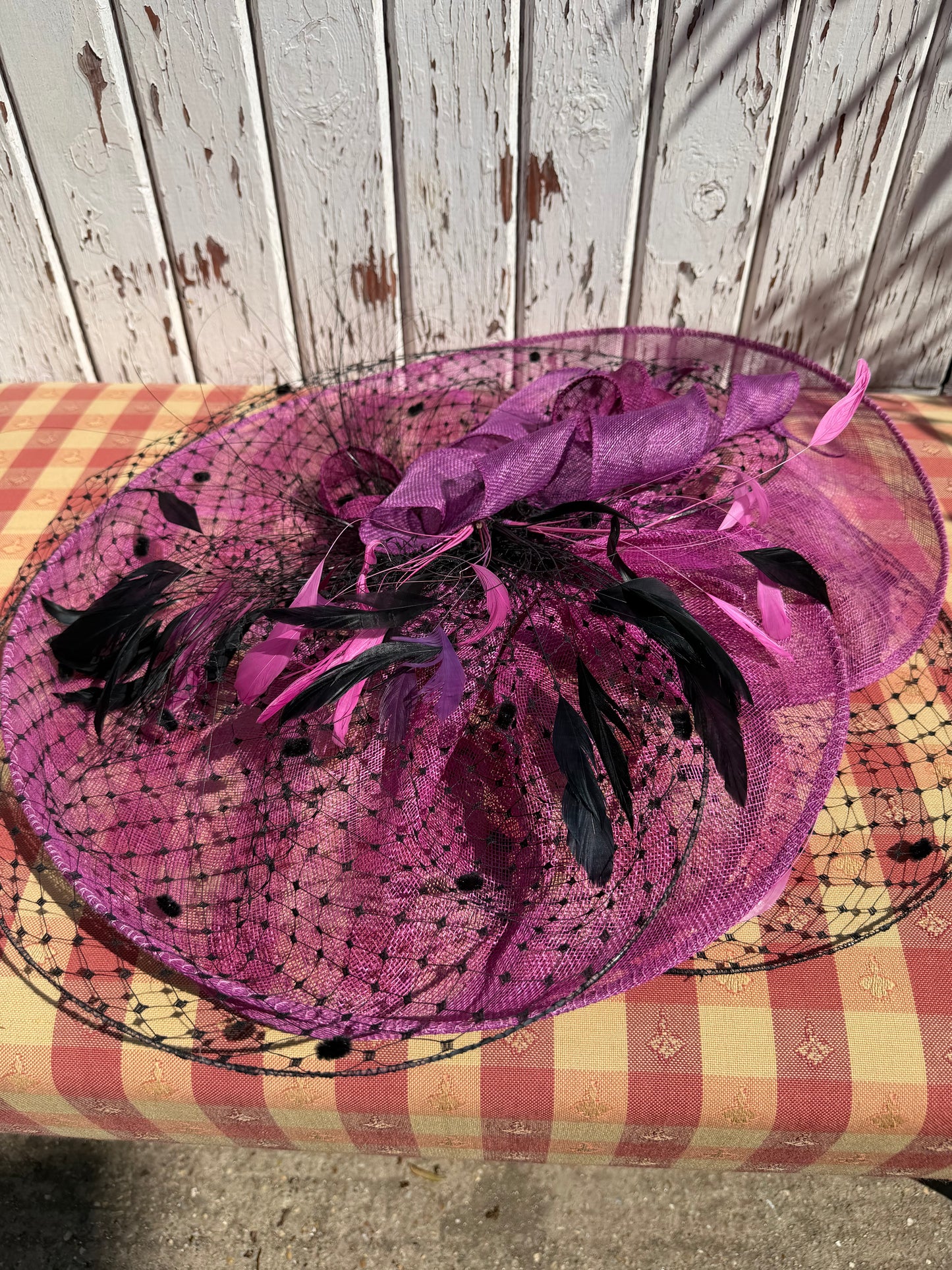 PINK HAT/FASCINATOR