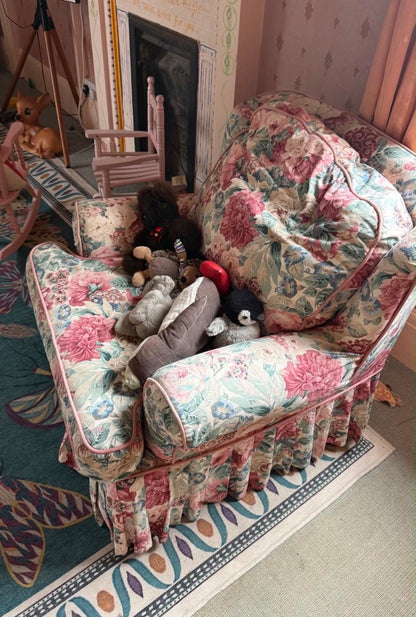 CHAIR