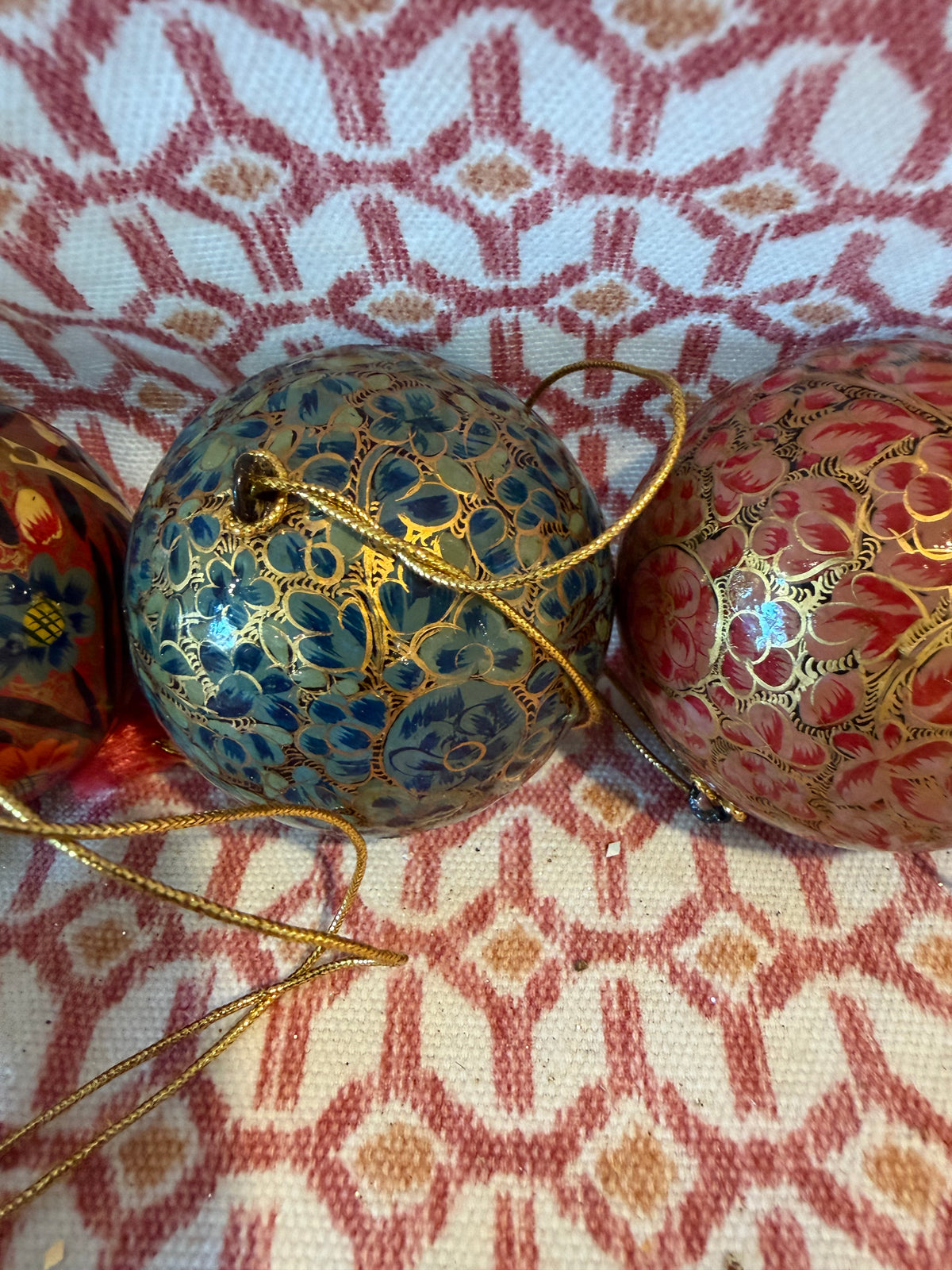 BEAUTIFUL BAUBLES