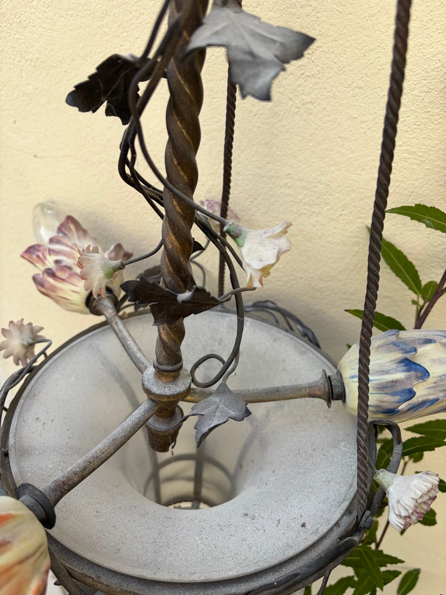 VICTORIAN CEILING LIGHT