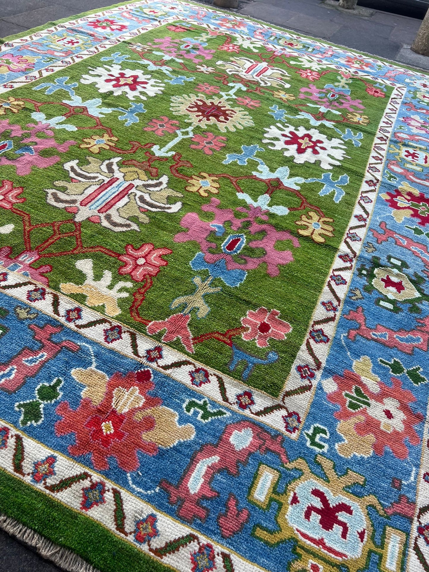 CARPET