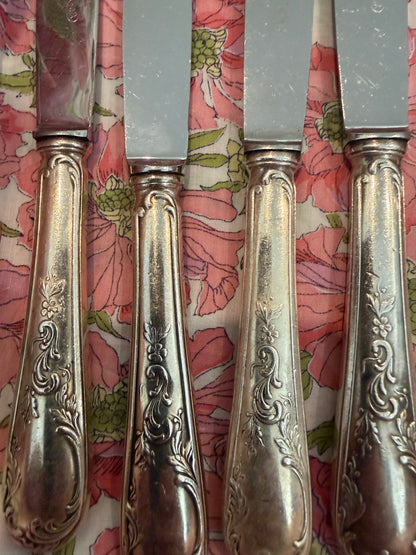 DESSERT KNIVES