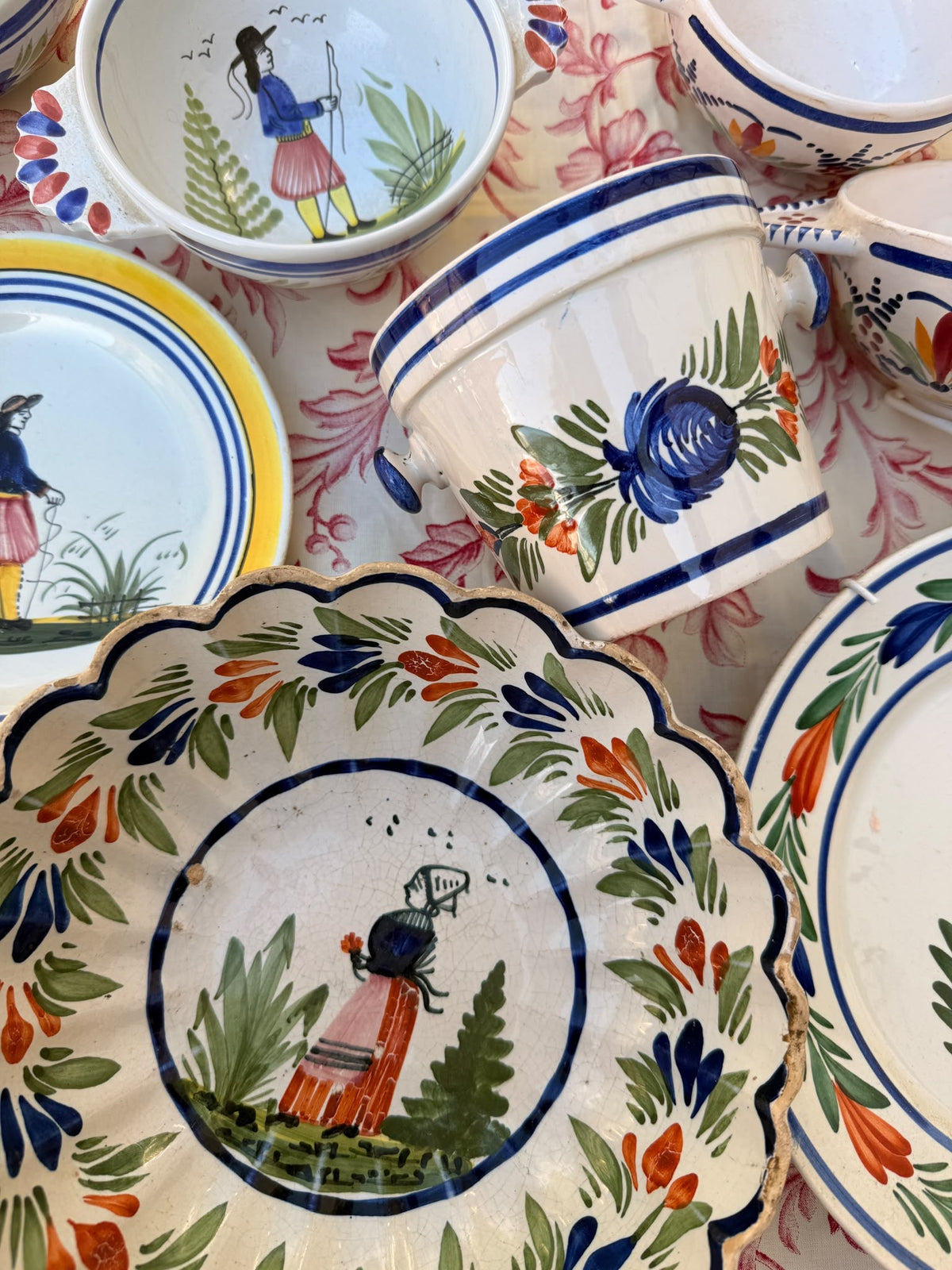 ANTIQUE QUIMPER