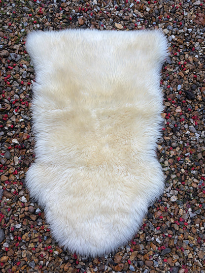 SHEEPSKIN RUGS