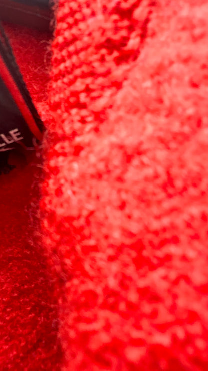 RED CAPE