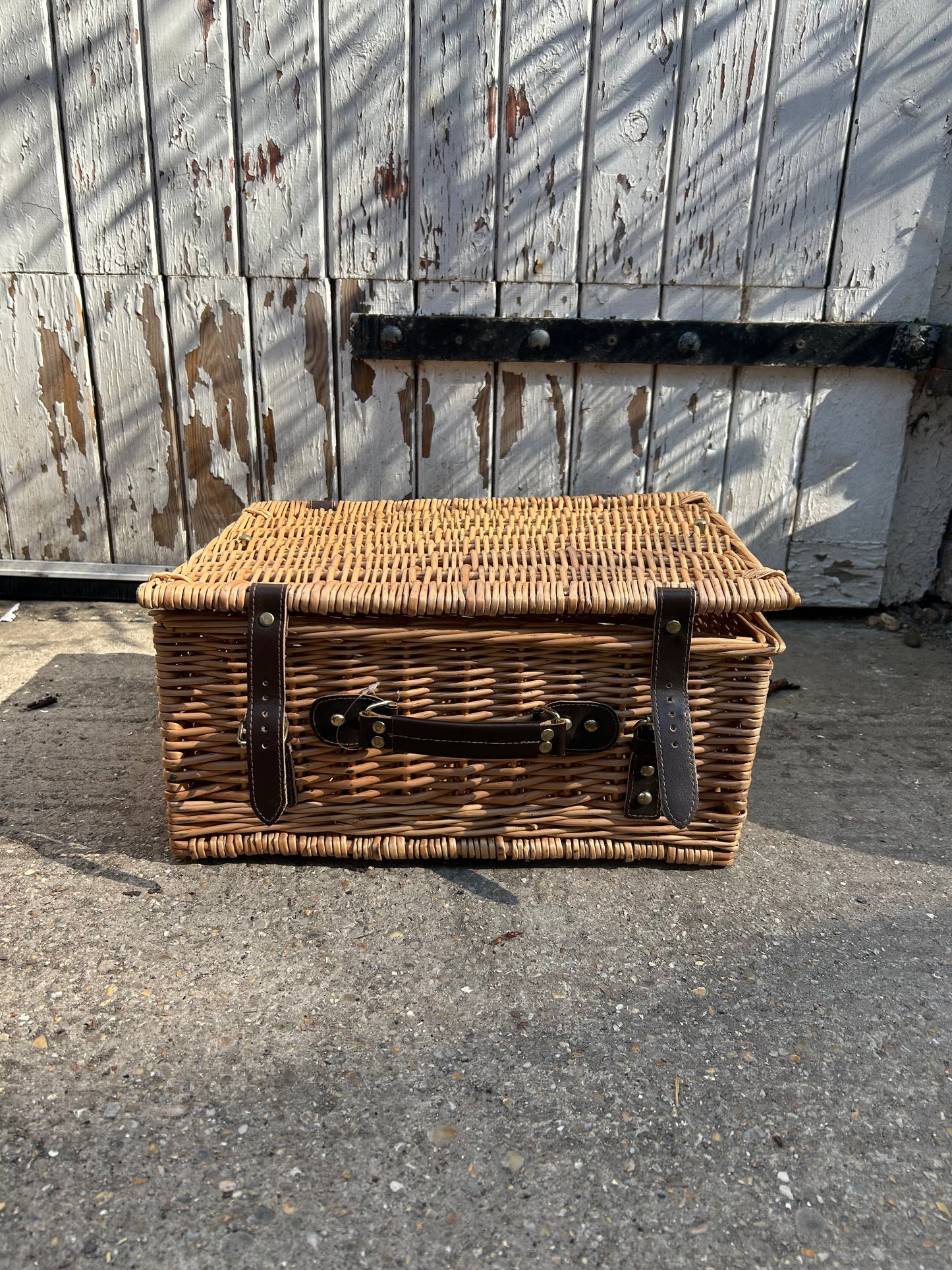 WICKER BASKET