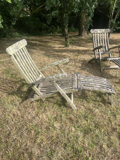 PAIR OF SUN LOUNGERS