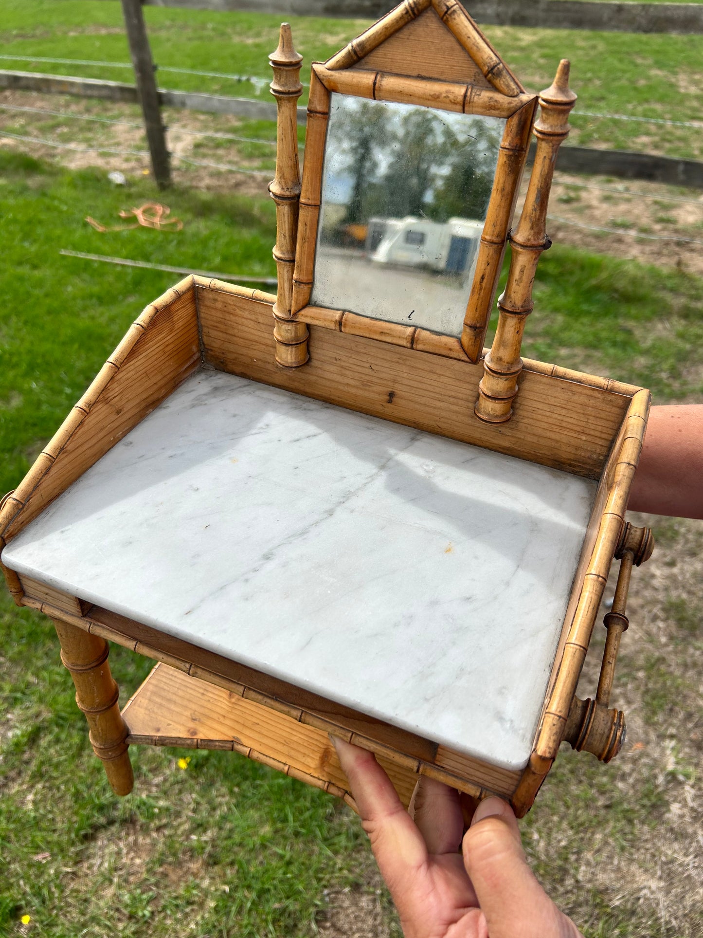 MINI WASHSTAND