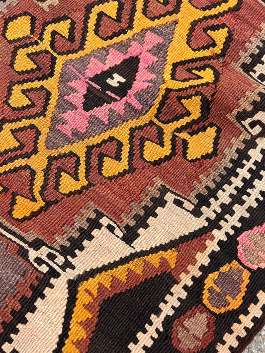 RUNNER KILIM