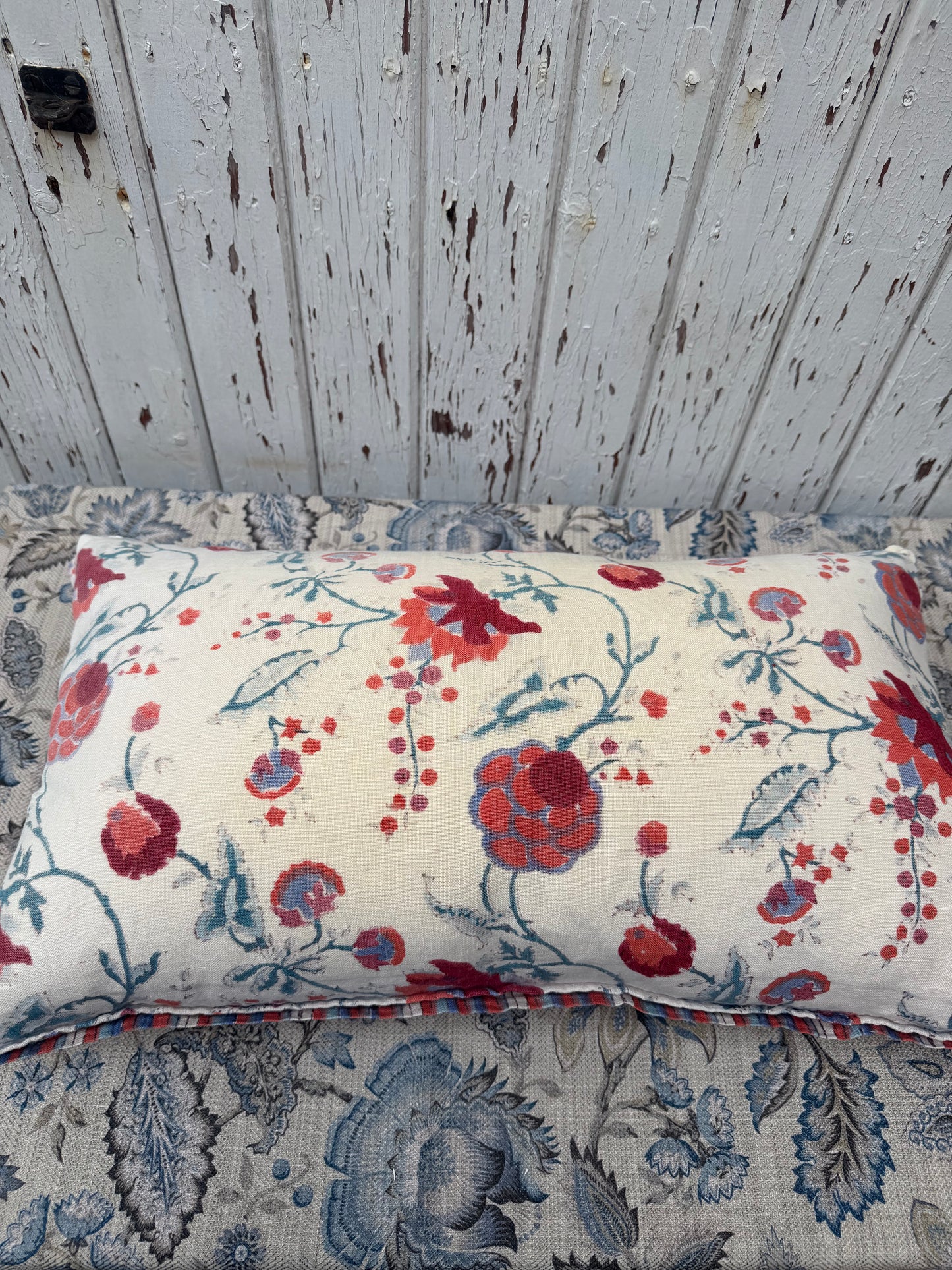 OKA CUSHION