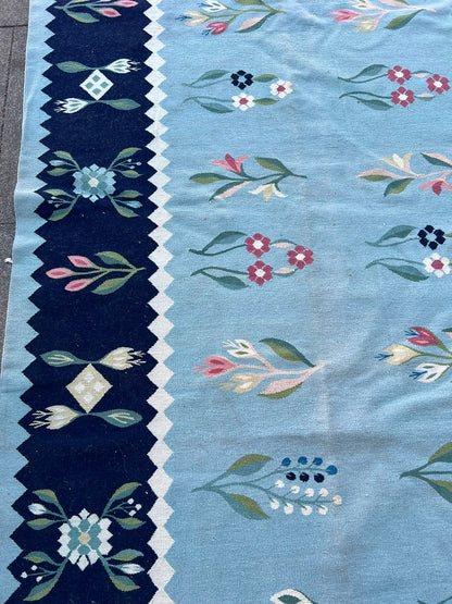FLORAL RUG