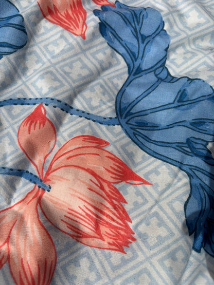 PAIR OF CURTAINS
