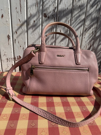 DKNY
