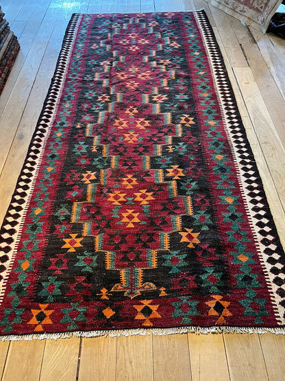 KILIM RUG