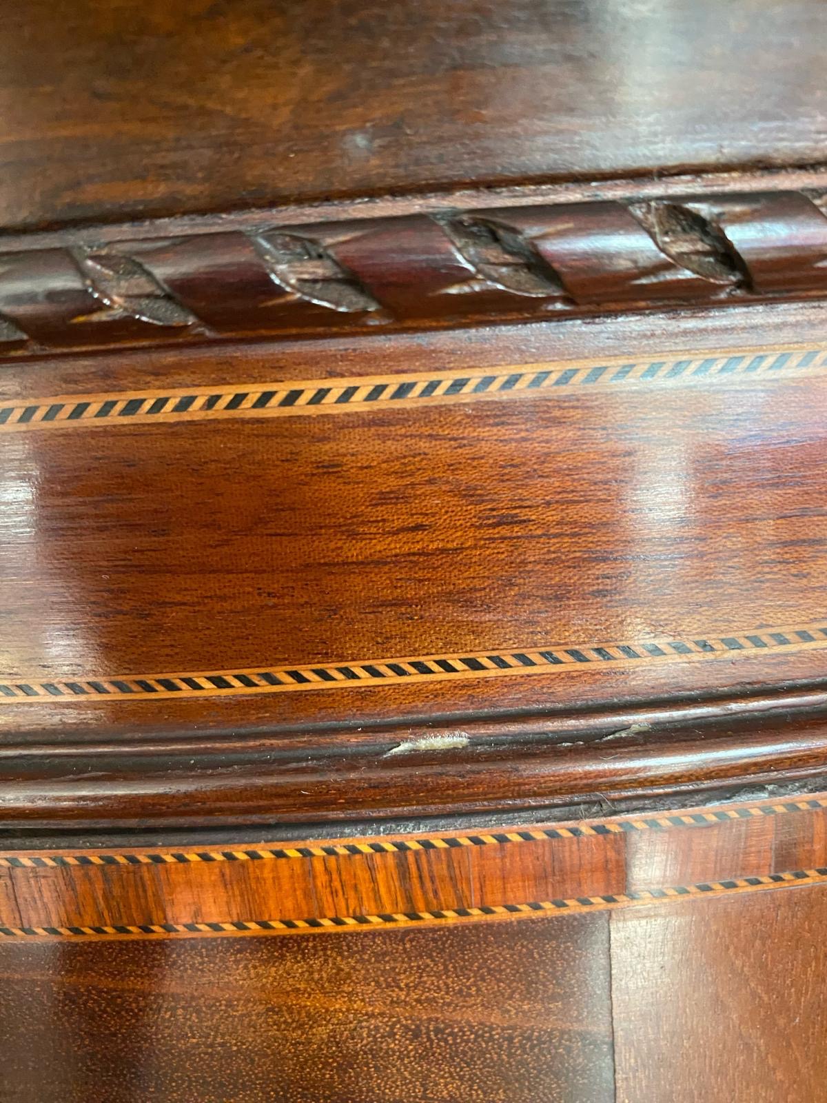 CORNER CABINET