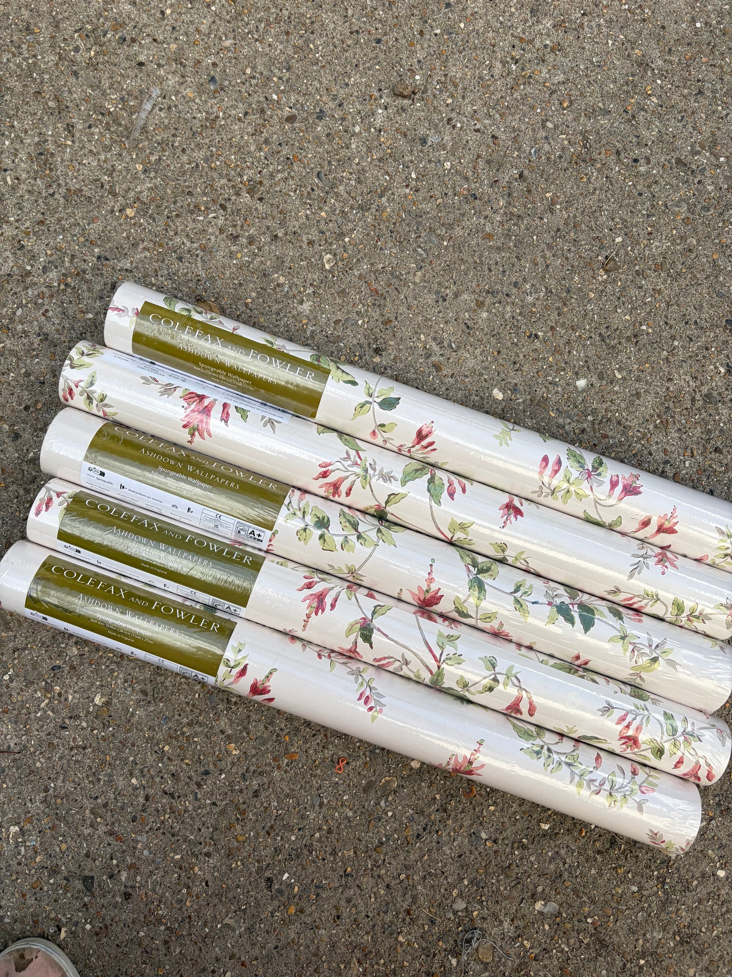 COLEFAX WALLPAPER