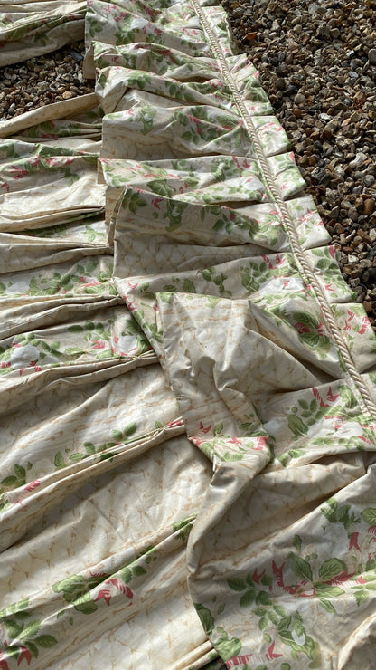 VINTAGE CURTAINS