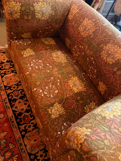 WILLIAM MORRIS SOFA