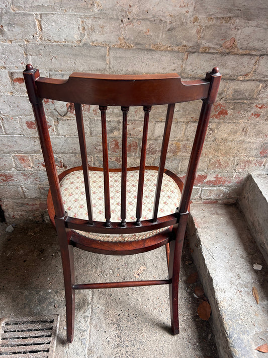 BEDROOM CHAIR