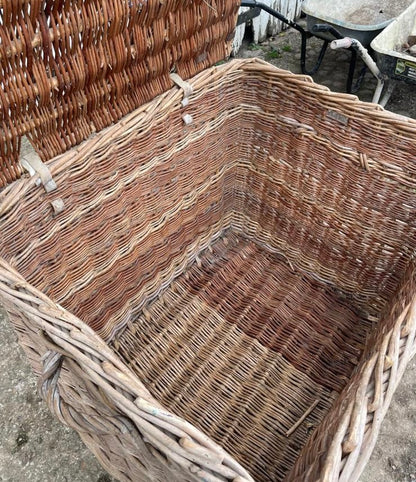 VAST LOG BASKET