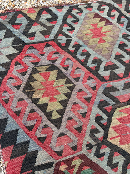 ANTIQUE KILIM
