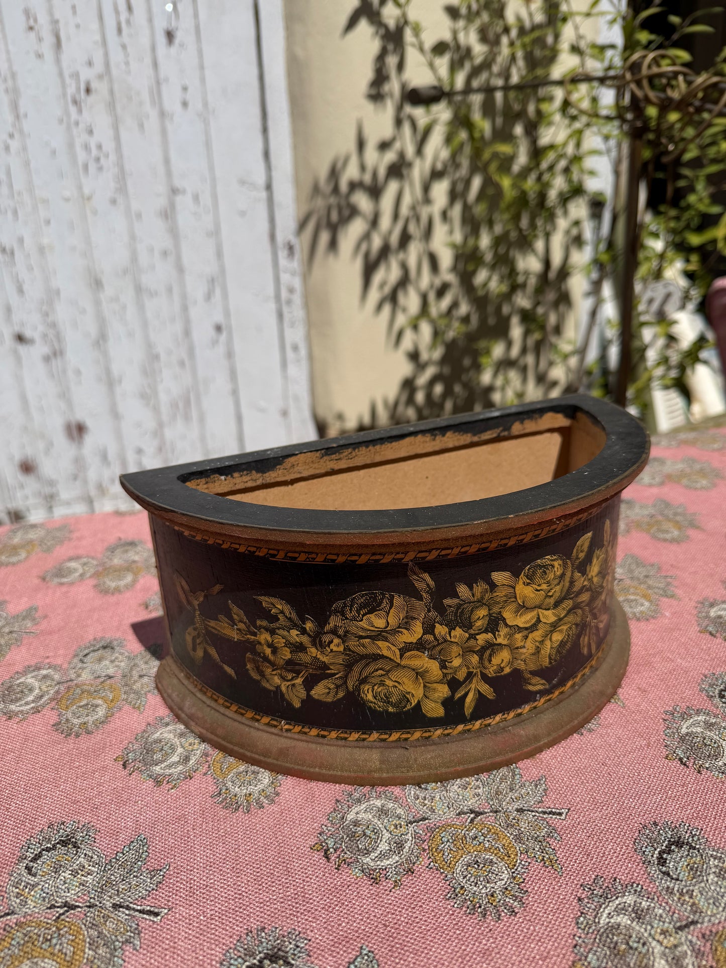 PLANTER