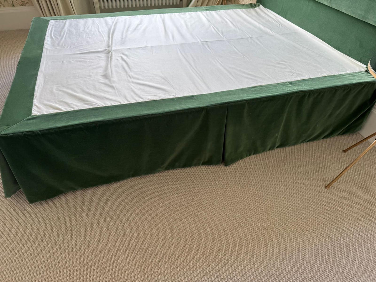 KING SIZE BEDHEAD & VALANCE