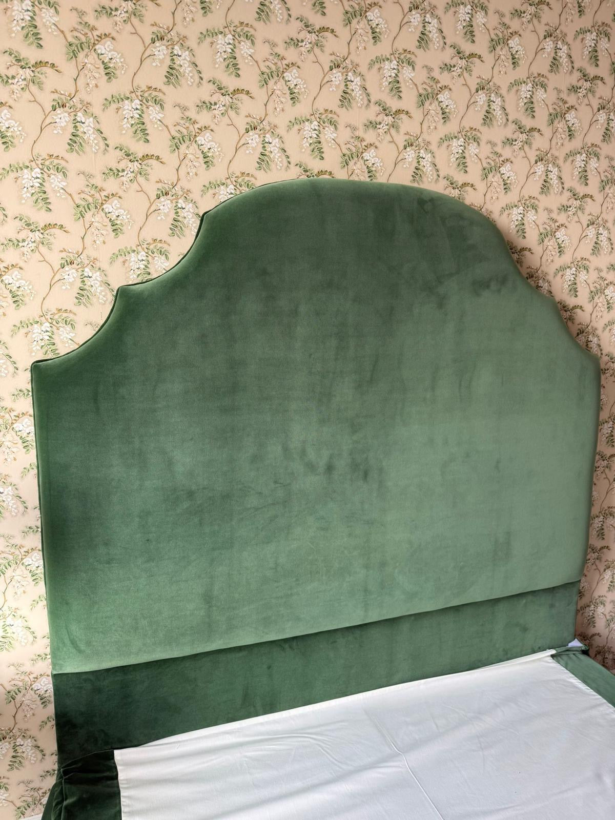 KING SIZE BEDHEAD & VALANCE