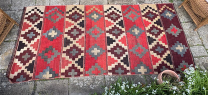 KILIM RUG
