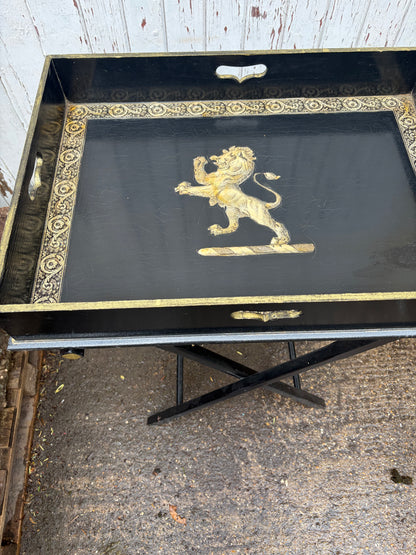 DRINKS TRAY