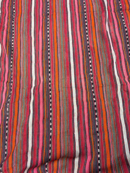 RUG / THROW