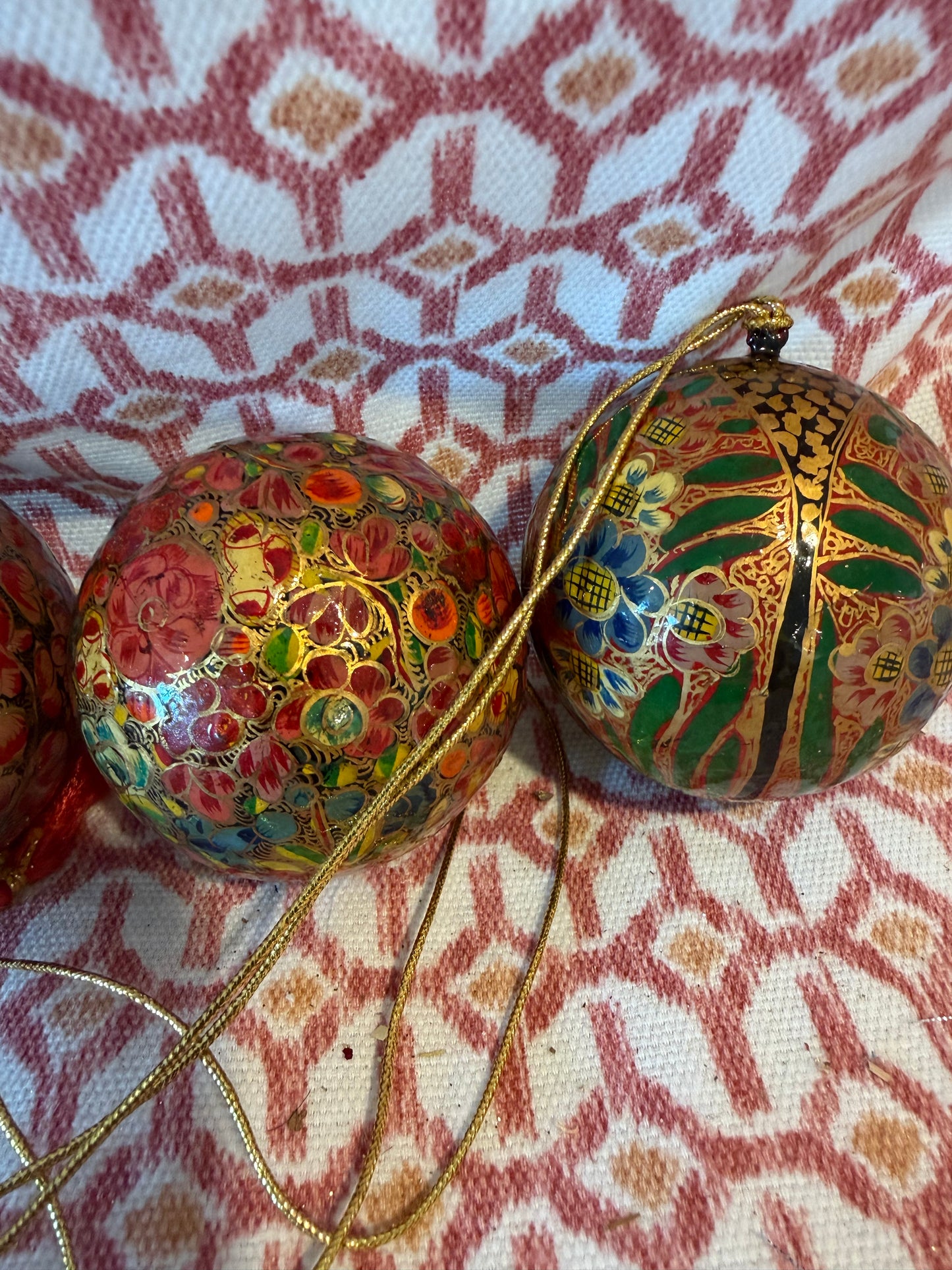 BEAUTIFUL BAUBLES