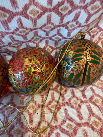 BEAUTIFUL BAUBLES