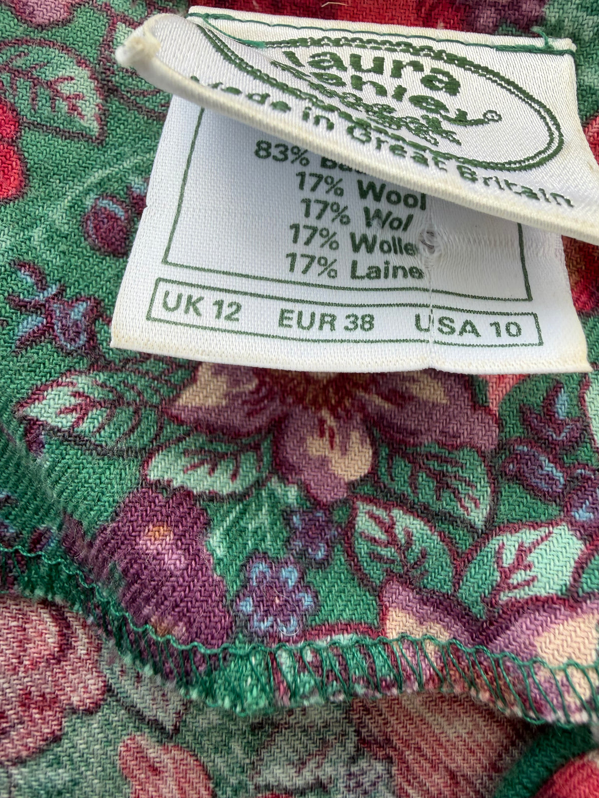 VINTAGE LAURA ASHLEY