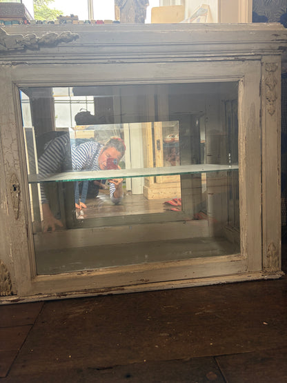 GLAZED CABINET - LARGE