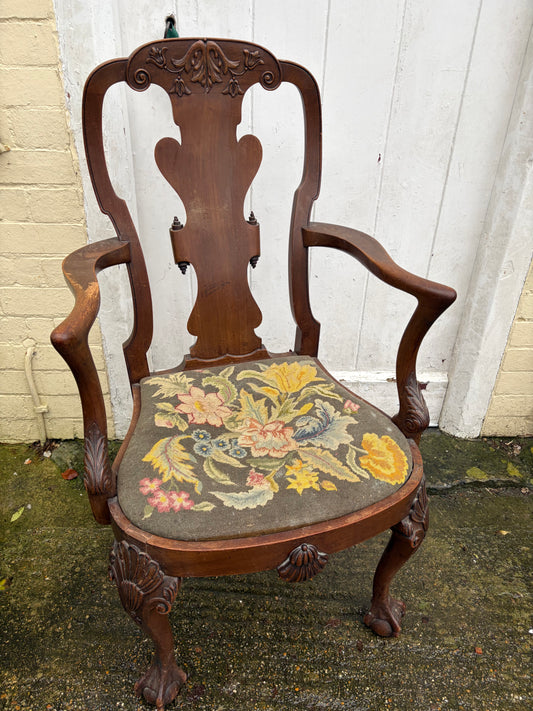 TAPESTRY CHAIR