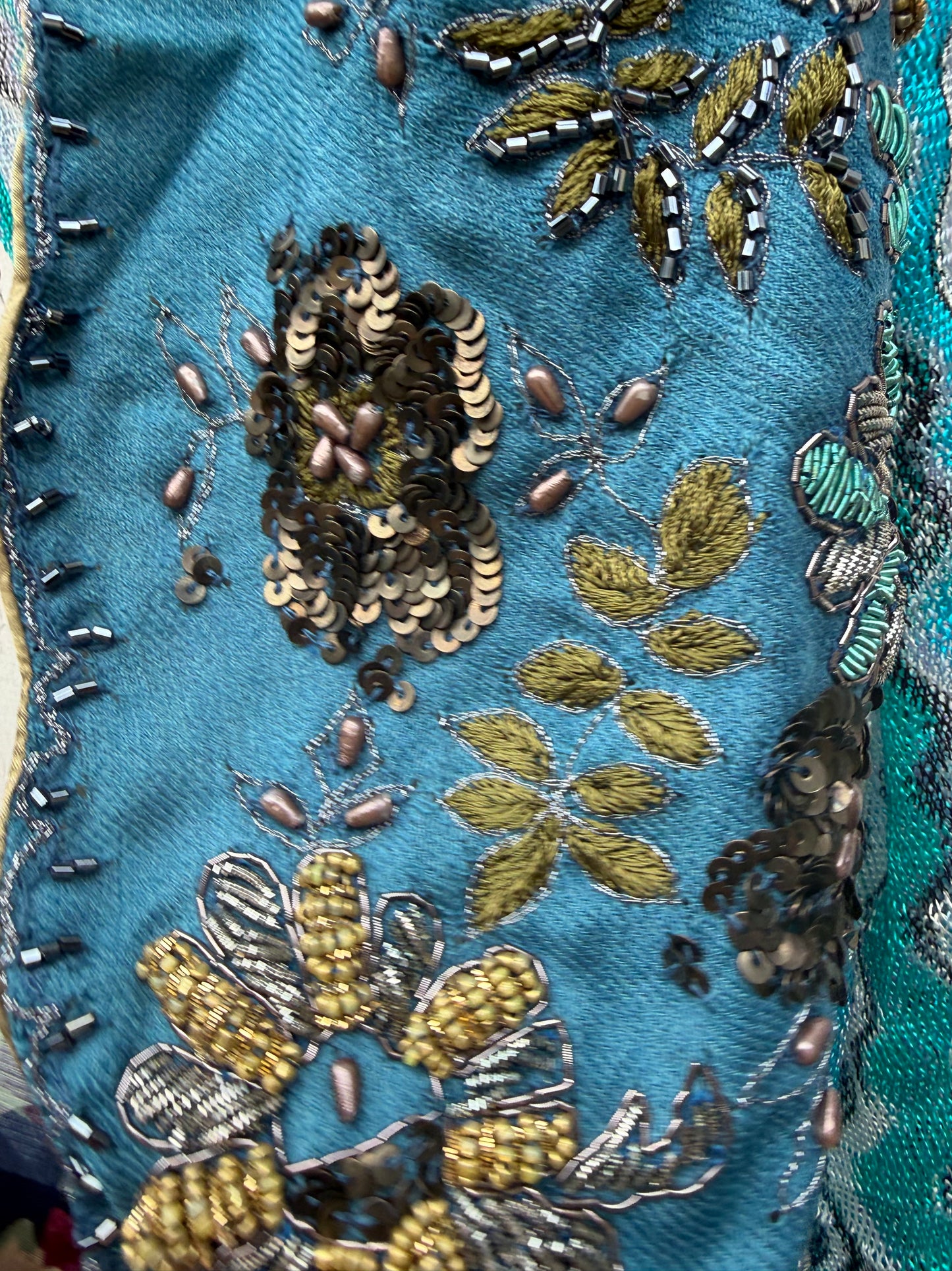 5 SILK SCARVES