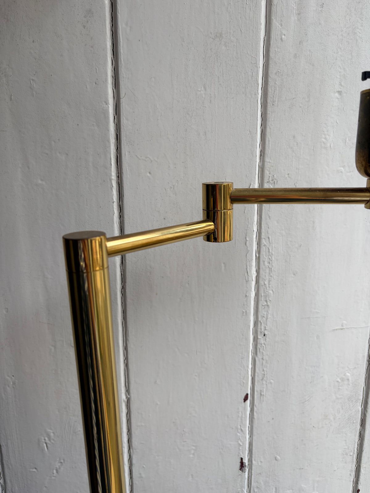 BRASS LAMP