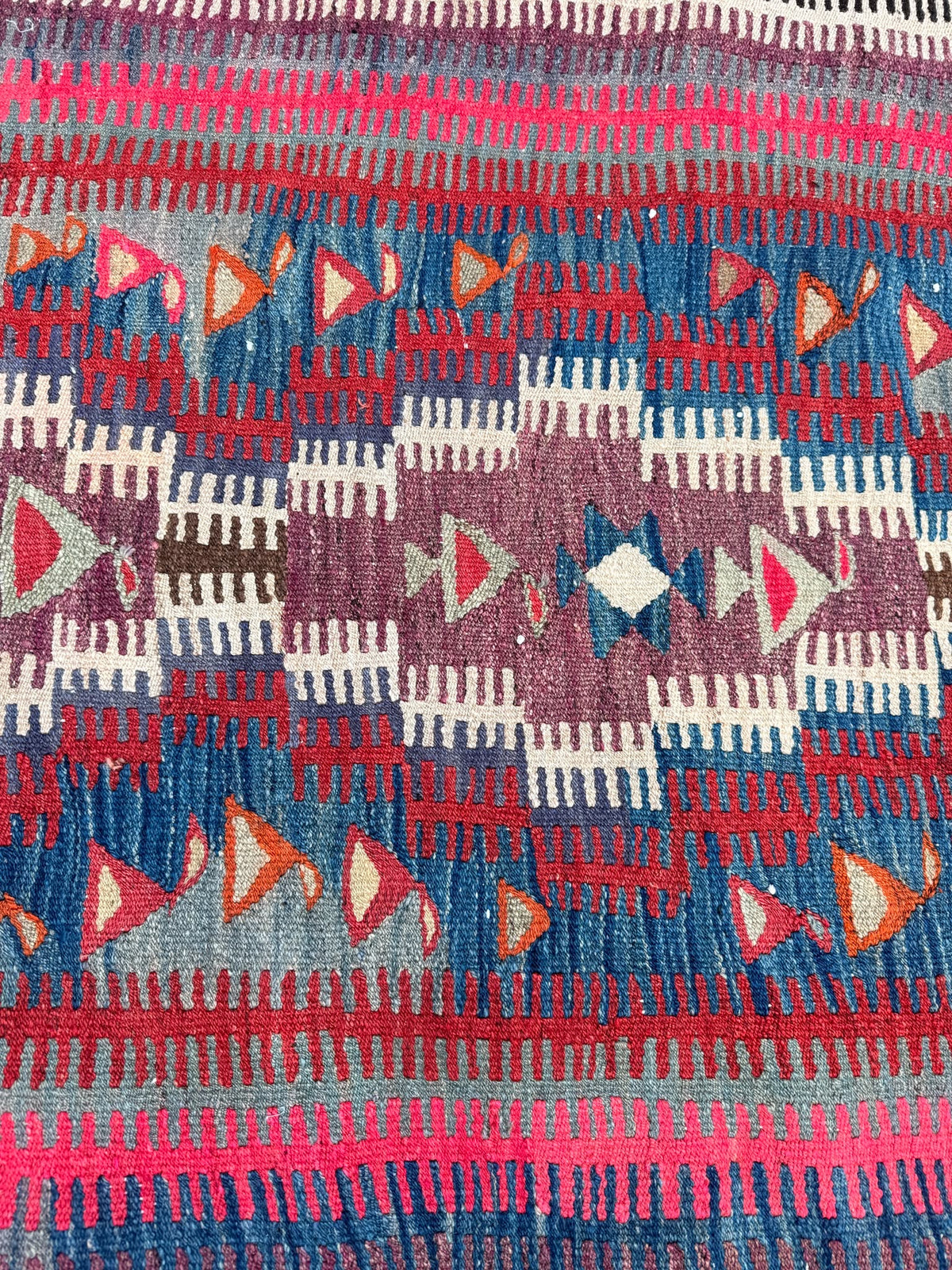 KILIM RUG