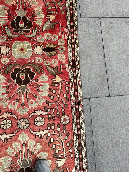 CARPET RUNNER